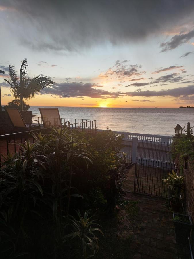 Terraza Sacramento - Atardecer En El Barrio Historico Villa Colonia del Sacramento Exteriör bild