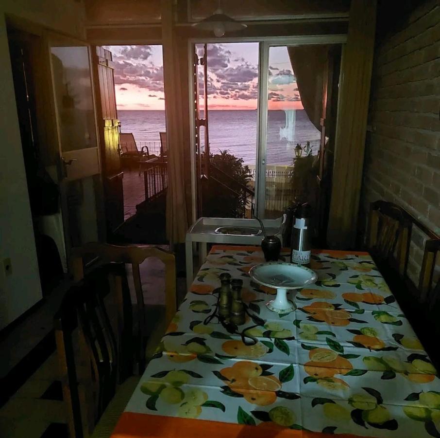 Terraza Sacramento - Atardecer En El Barrio Historico Villa Colonia del Sacramento Exteriör bild
